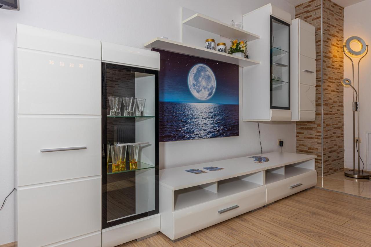Apartman Sare Crikvenica Exteriör bild