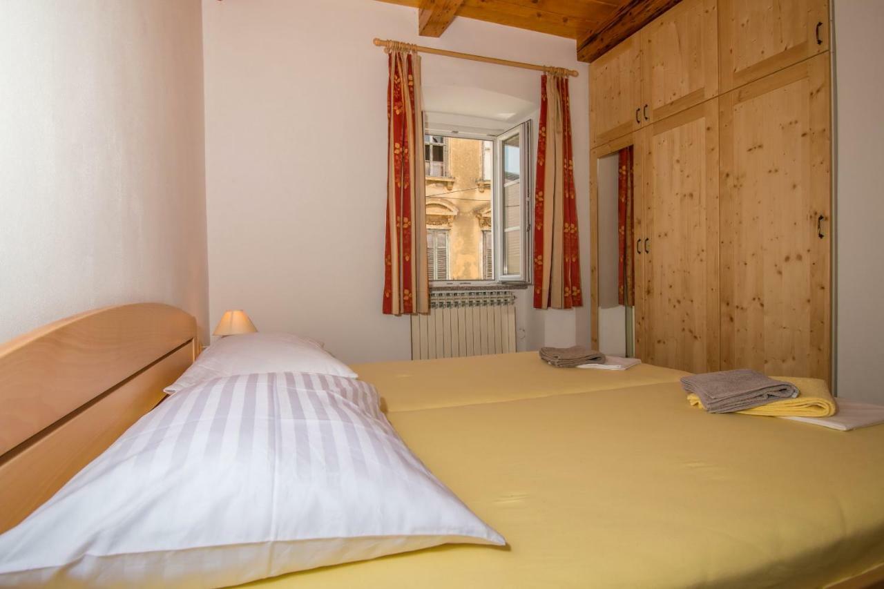 Apartman Sare Crikvenica Exteriör bild