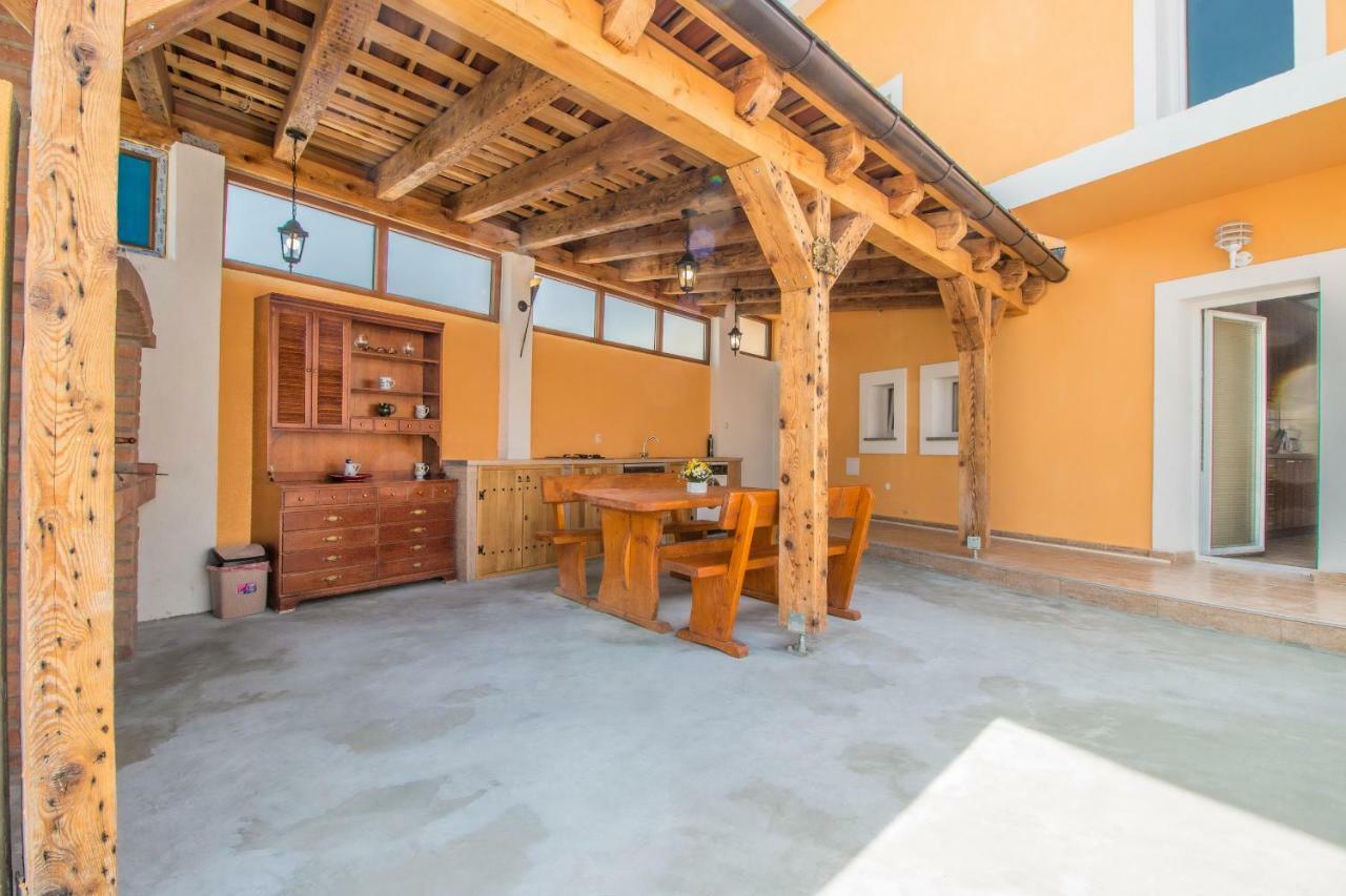 Apartman Sare Crikvenica Exteriör bild
